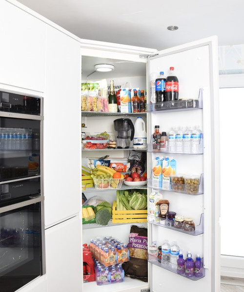 Full fridge, very well maintained and clean
